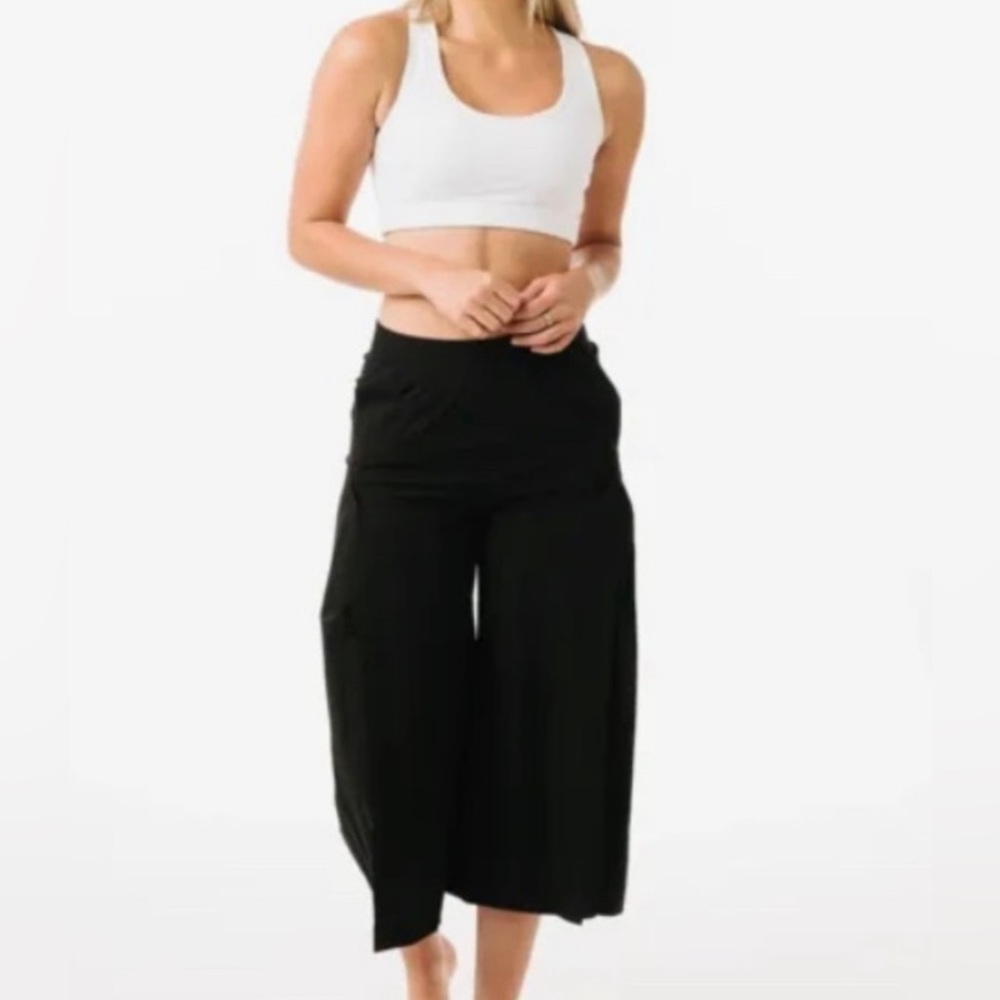 ZYIA Black Work Flow Pants Size L